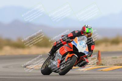 media/Jan-15-2023-SoCal Trackdays (Sun) [[c1237a034a]]/Turn 15 (1pm)/